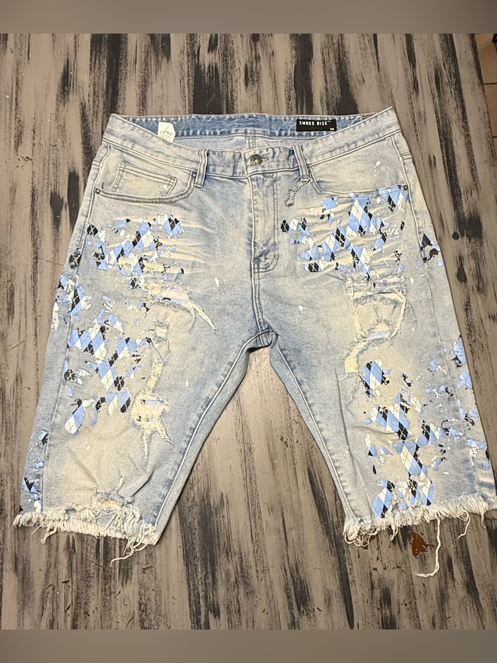 Smoke Rise Light Wash Distressed Denim Shorts with Blue Argyle Pattern Size 38